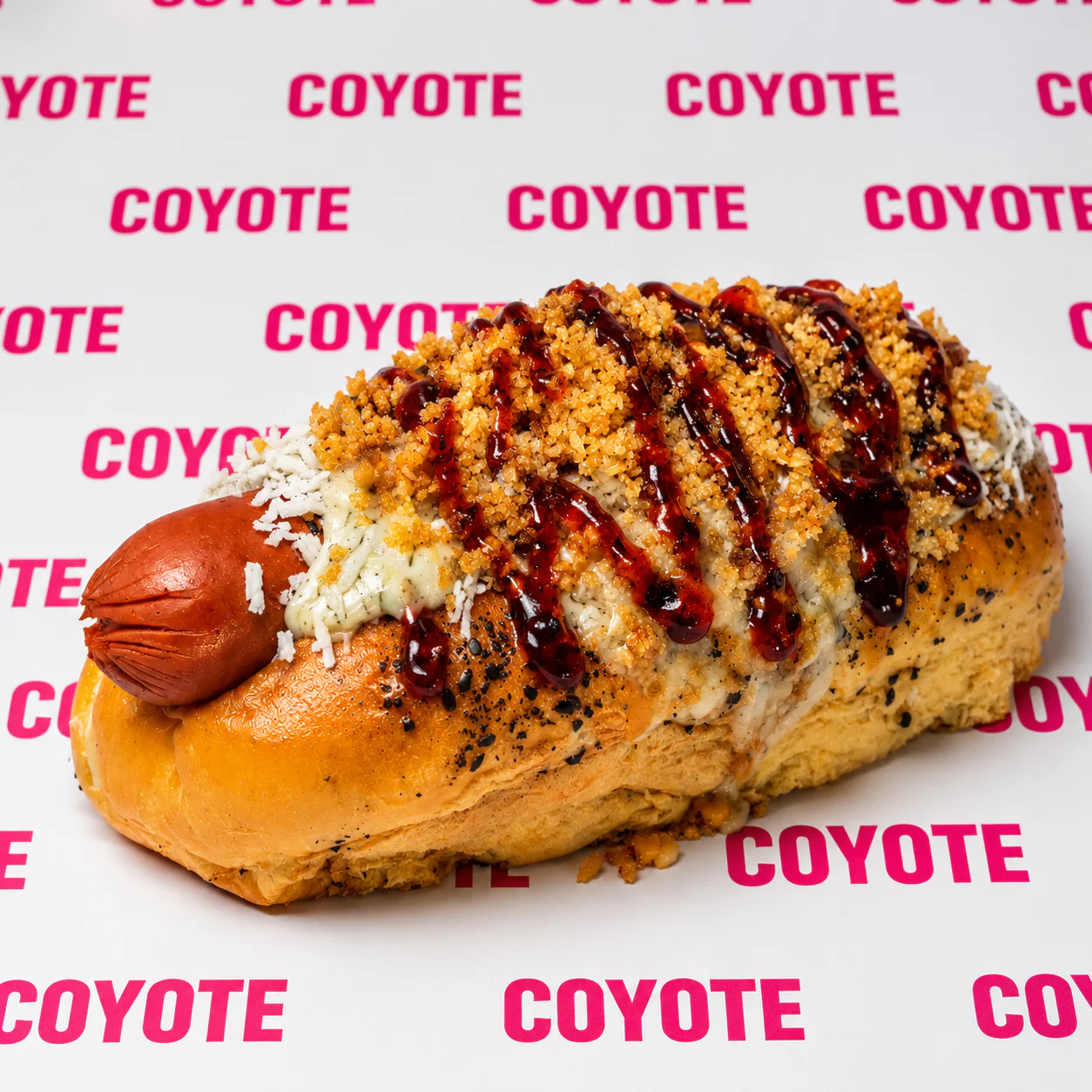 2 Coyotes Dogs + 2 Esquites + 2 Sodas desde $12 en Coyote Brisas del Golf - Image 6