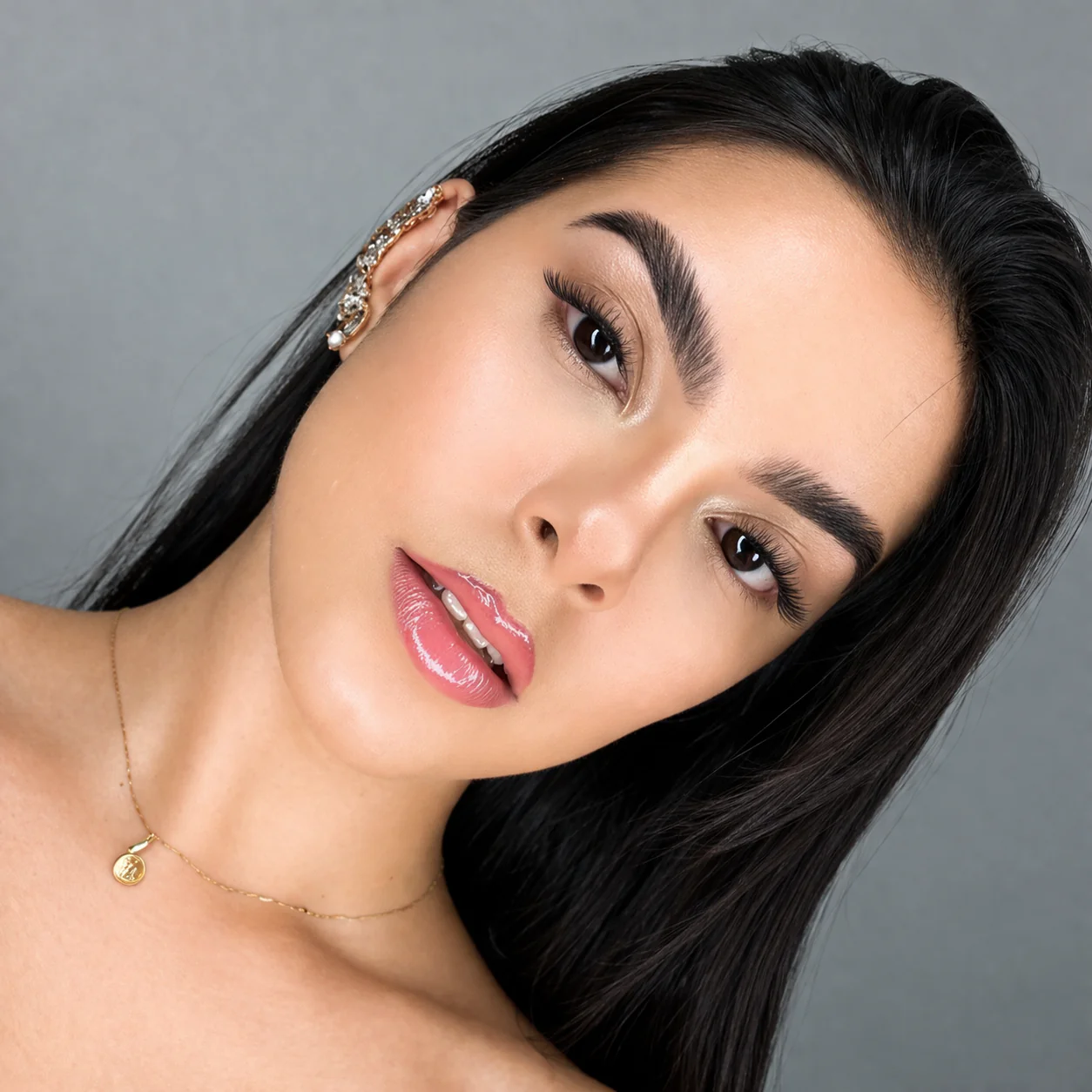 Cejas Perfectas: Laminado + Diseño + Tinte por solo $20 en Dora Contreras Brows - Image 4
