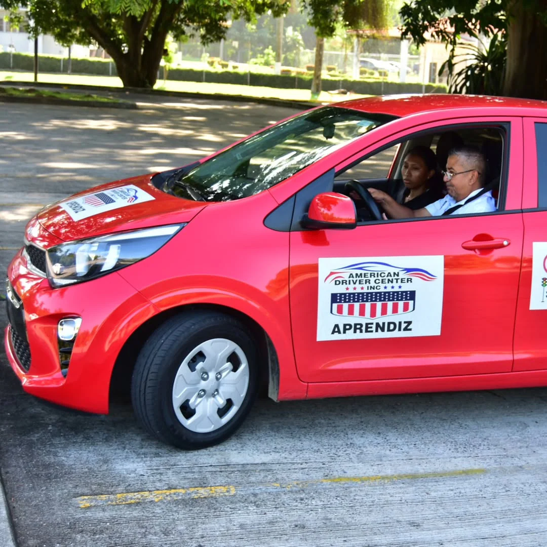 Curso de Manejo Completo de 6 Días + Certificación Avalada por la ATTT + Examen Médico y Material de Estudio por $170 en American Driver Center - Image 5