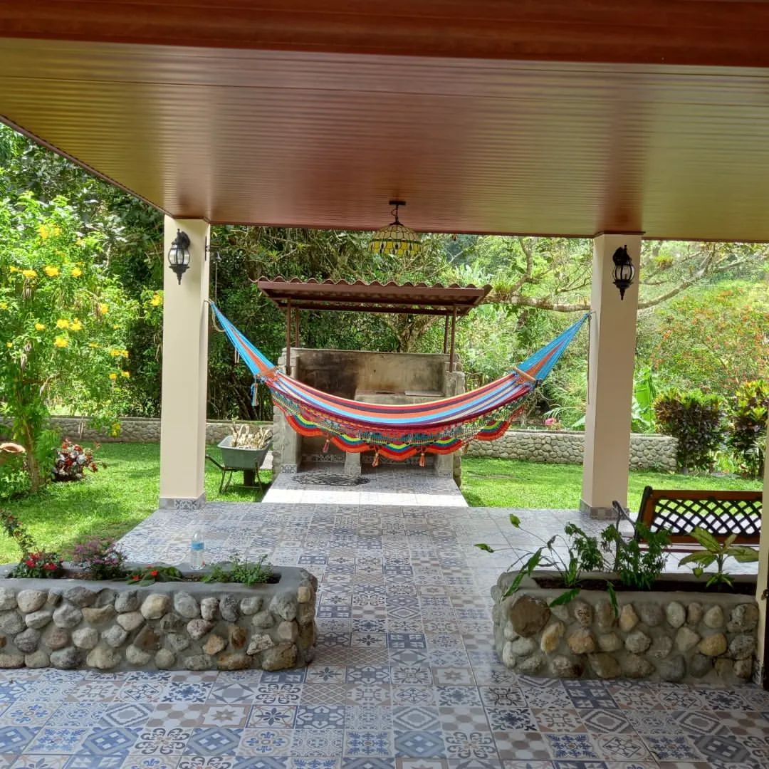 Estadía de 3 días y 2 noches hasta para 10 personas en El Valle de Antón desde $150 en Cabaña Kundalini - Image 2