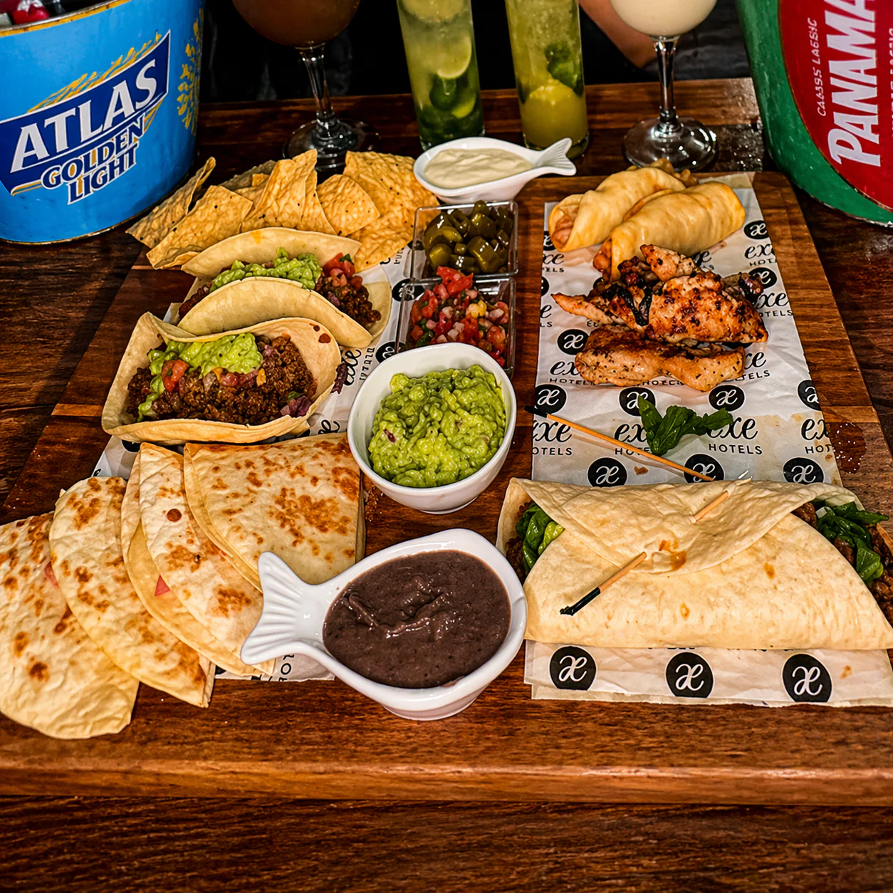 Paga $10 y consume $20 en comida y bebidas en Exe Lounge Bar by Exe Oriental - Image 4